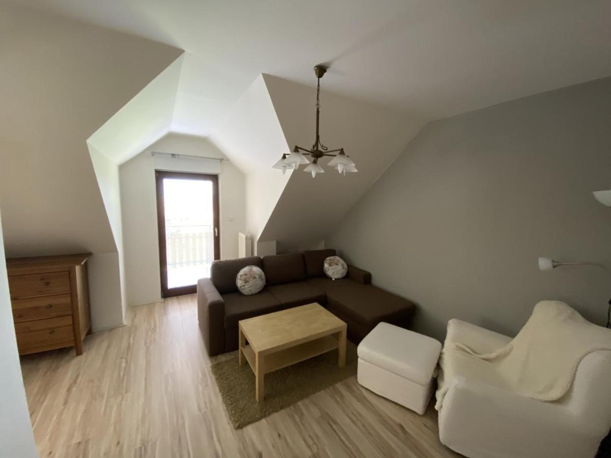 Apartments In Villa เตปลิตเซ ภายนอก รูปภาพ